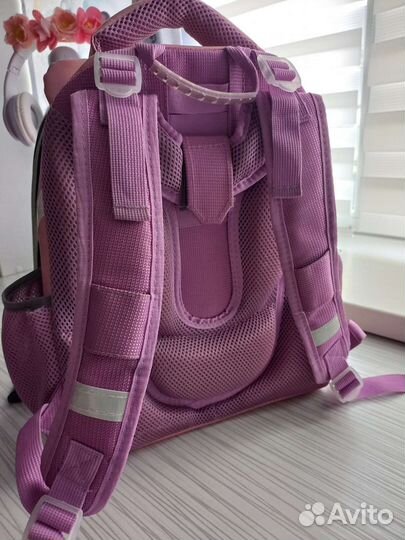 Портфель, рюкзак школьный