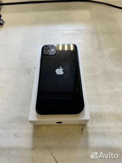 iPhone 11, 128 ГБ