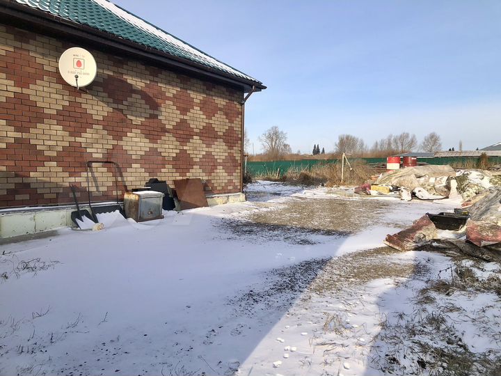 Дом 275 м² на участке 35 сот.