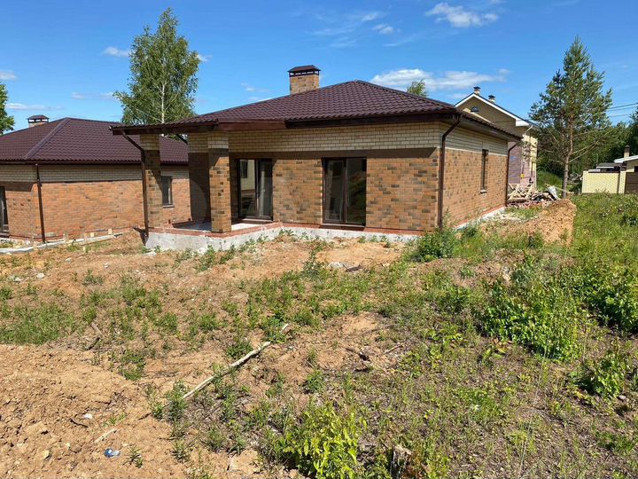 Коттедж 130 м² на участке 10 сот.