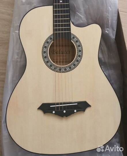 Акустическая гитара