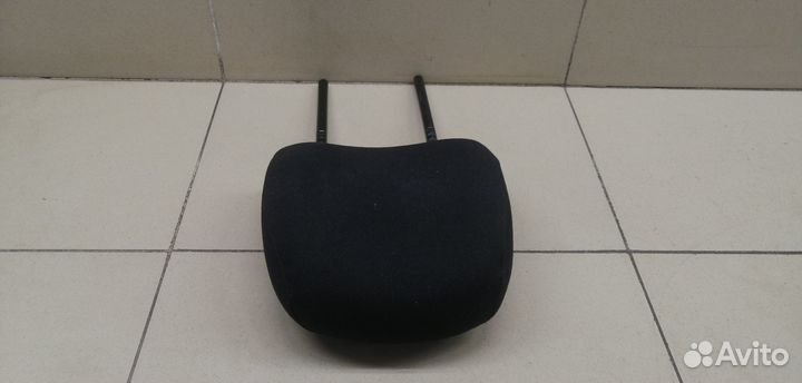 Подголовник Logan 2005-2014