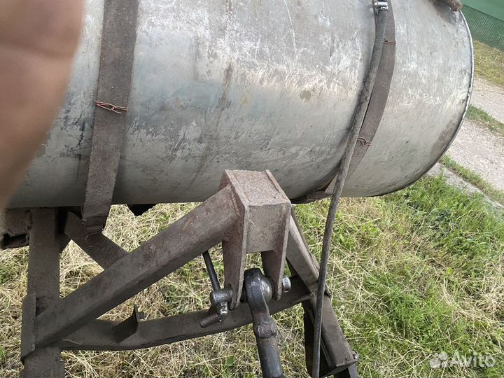 Навесной опрыскиватель