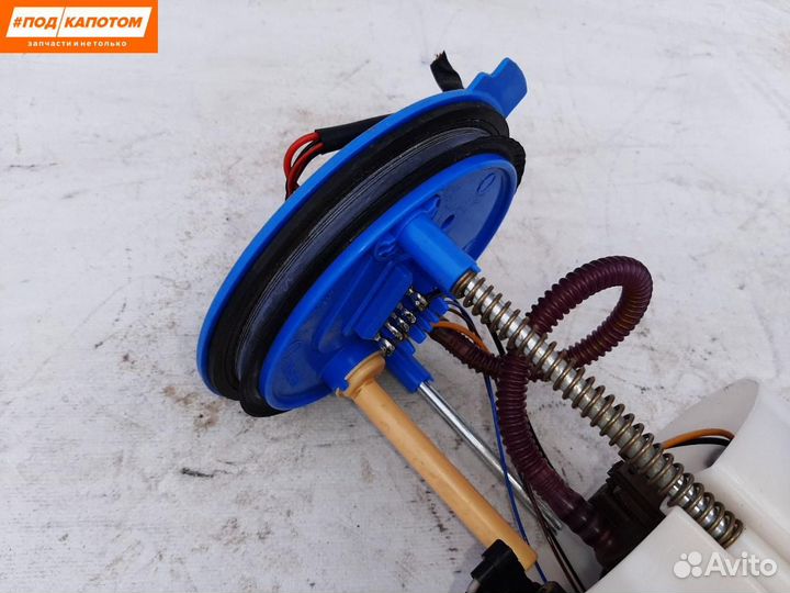 Насос топливный в бак Volkswagen Golf 5 2009