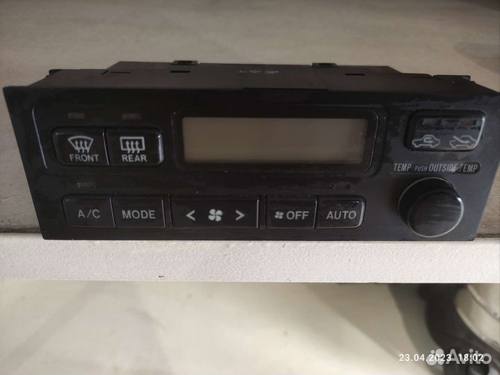 Блок управления климат контролем Toyota Mark 2