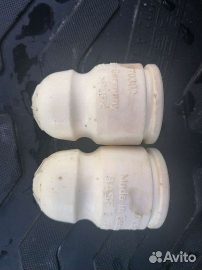 Отбойники заднего амортизатора Volvo XC 70 I