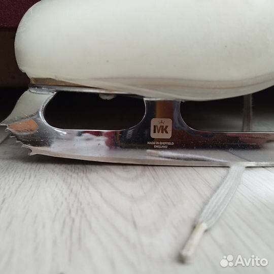 Фигурные коньки edea chorus 235