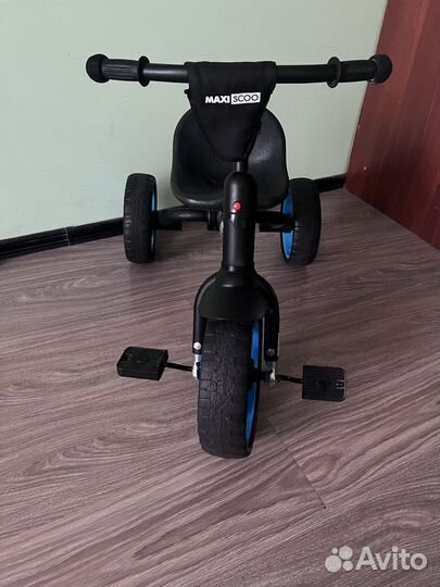 Трехколесный велосипед maxiscoo