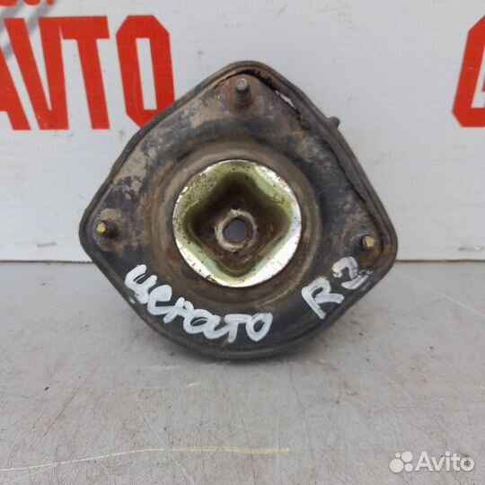 Опора стойки задняя правая Kia Cerato 1 LD G4ED