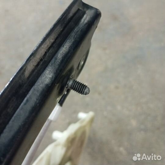 Стеклоподъемный механизм задний правый Volkswagen