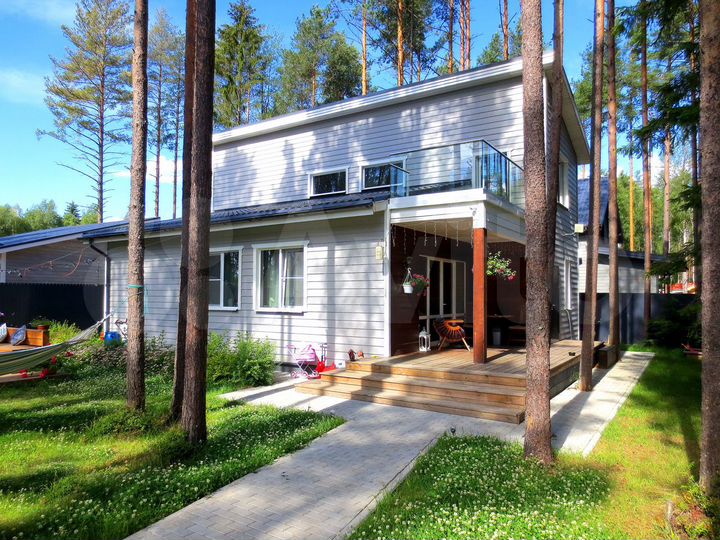 Коттедж 160 м² на участке 7,5 сот.