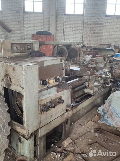 Токарный станок