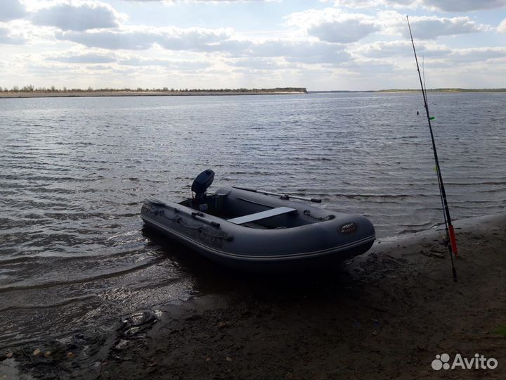 Лодка кайман 330
