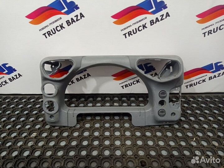 Корпус панели приборов Iveco Stralis