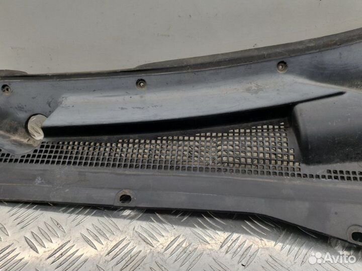 Жабо переднее левое Mazda Tribute внедорожник 2