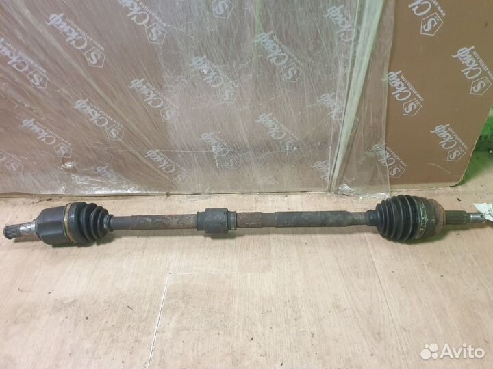 Ось привод шрус передний правый Lancer X ASX