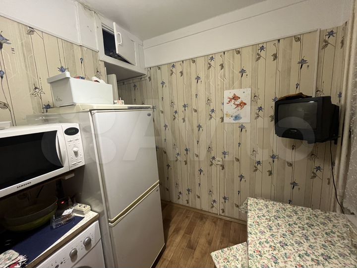 Комната 14 м² в 2-к., 2/5 эт.
