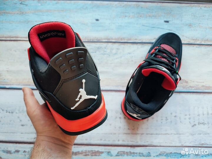 Кроссовки Nike air jordan 4