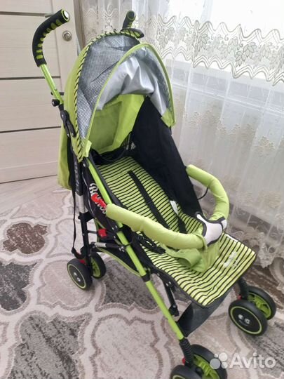 Прогулочная коляска трость