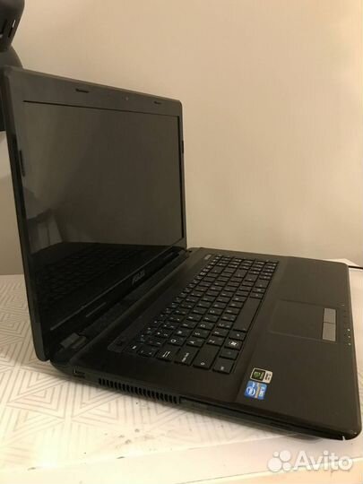 Ноутбук asus 17,3'