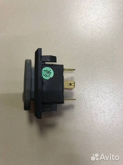 Кнопка стеклоподъемника передняя правая Hafei Brio