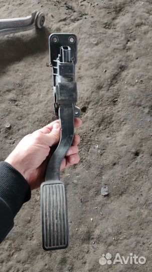 Чери тиго т-11 вортекс тинго 1.8 педаль газа