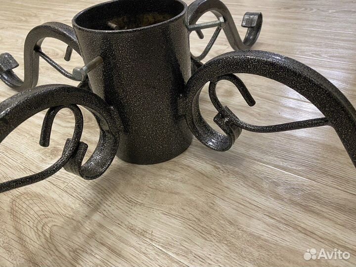 Стойка для елки