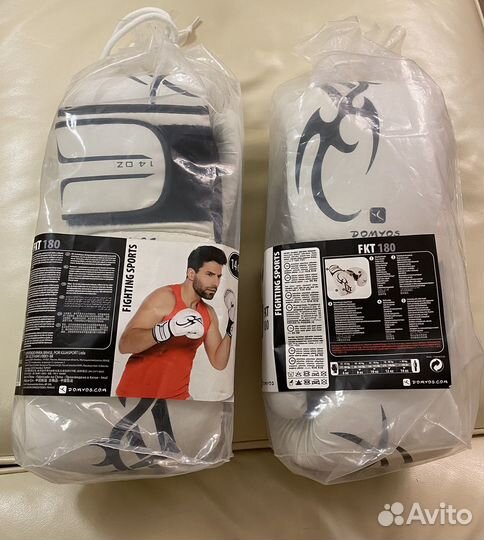 Боксерские перчатки 14 oz