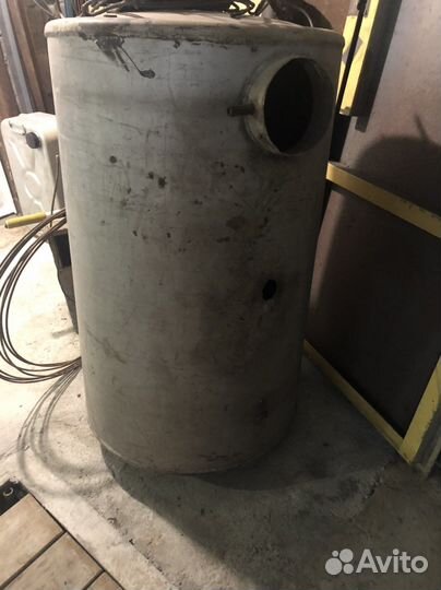 Бак для воды чистый