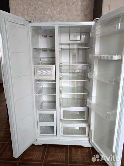 Холодильник двухдверный beko