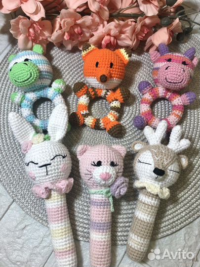 Вязаные погремушки
