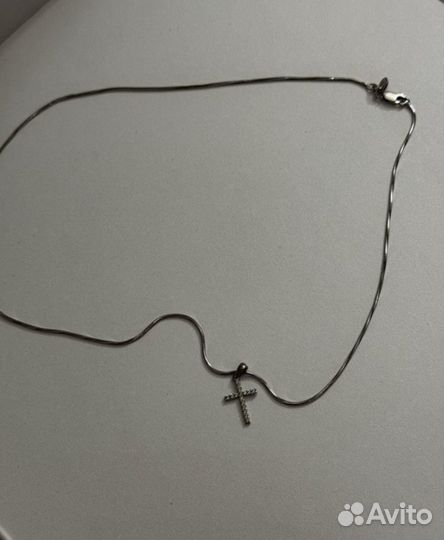 Цепочка с крестиком