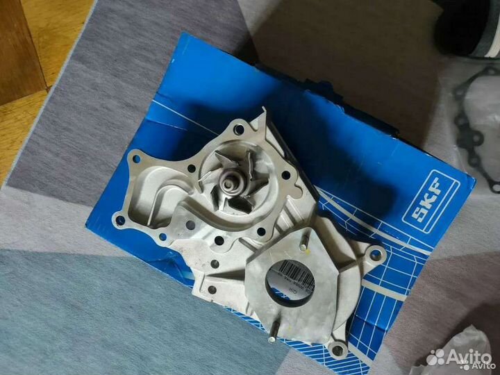Насос водяной помпа toyota Skf vkpc91815