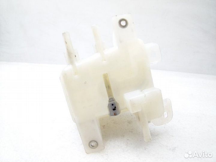 Бачок для тормозной жидкости Lexus Rx450H GYL25