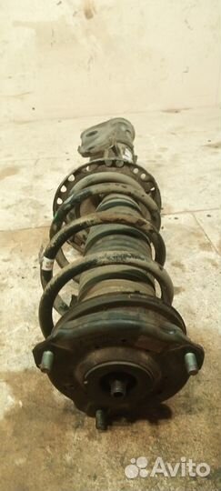 Амортизатор передний левый (Kia Sorento IV)