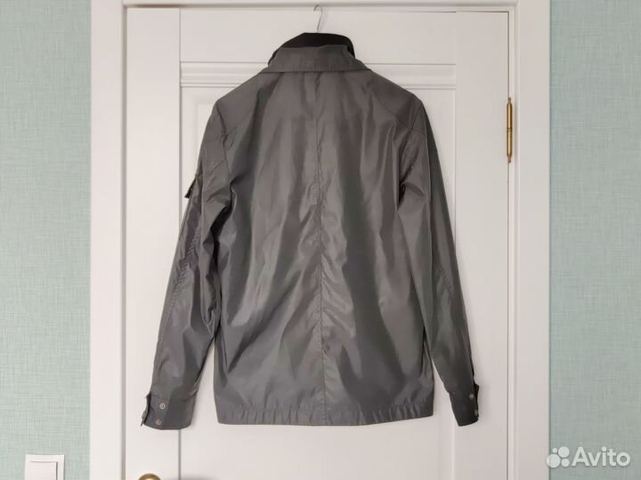 Черная ветровка мужская куртка легкая 46 S