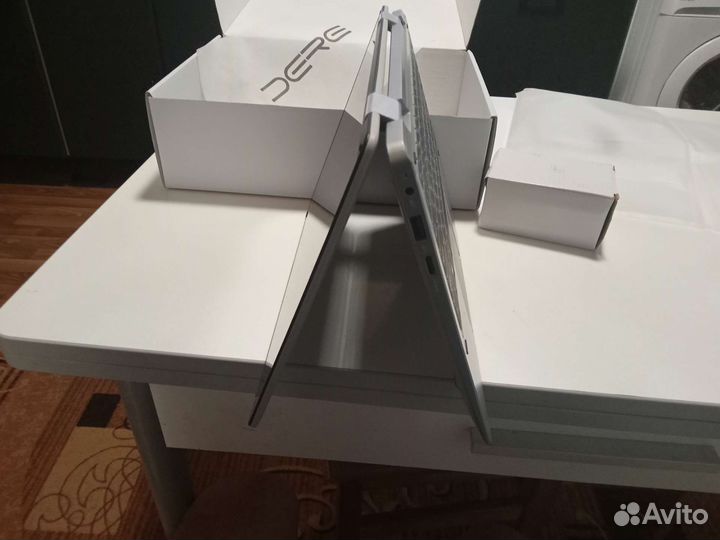 Ноутбук Dere VBook V10