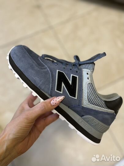 Кроссовки New balance женские