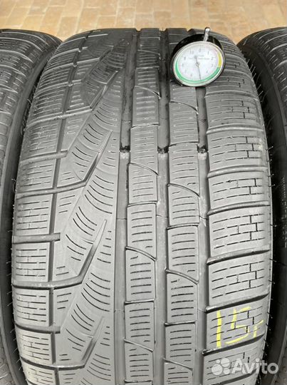 Pirelli Winter Sottozero 240 Serie II 245/40 R19 и 275/35 R19
