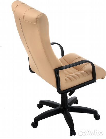 Компьютерное кресло руководителя