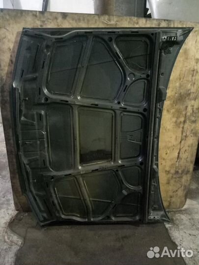 Капот Peugeot 605