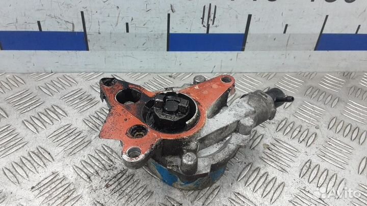 Насос вакуумный Nissan Qashqai