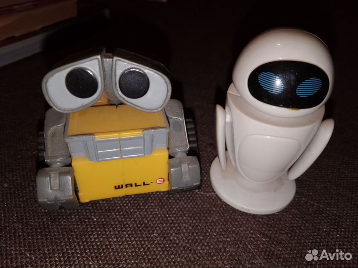 Валли и Ева (фигурки)