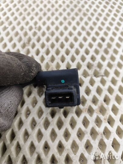 Датчик положения коленвала Bmw M50B25 M52 E34 E36