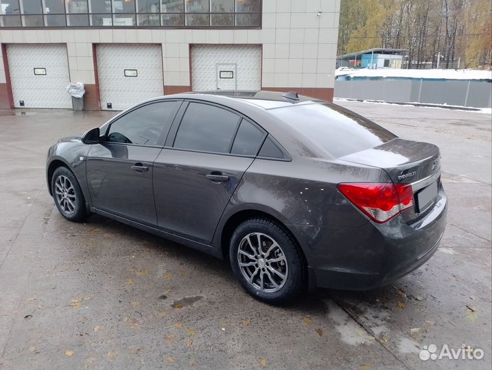 Chevrolet Cruze 1.8 AT, 2013, 93 000 км