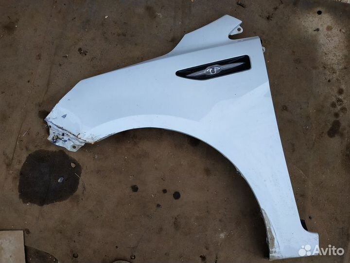 Крыло переднее левое Kia Rio 3
