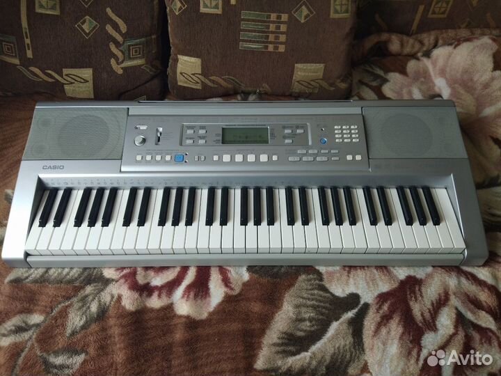Синтезатор Casio CTK 810