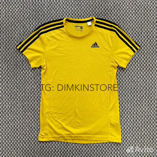 Футболка Adidas Essentials (XS)