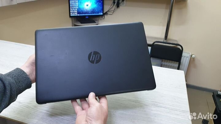 Ноутбук Hp (1 Терабайт, Full HD экран )