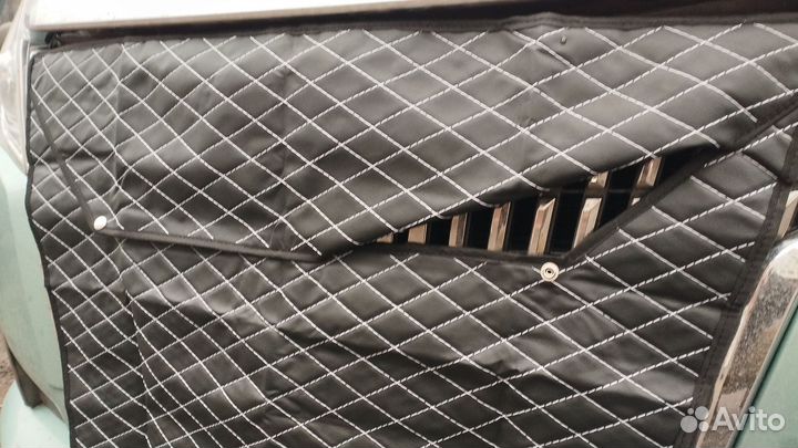 Утеплитель решетки радиатора Toyota Esquire noah